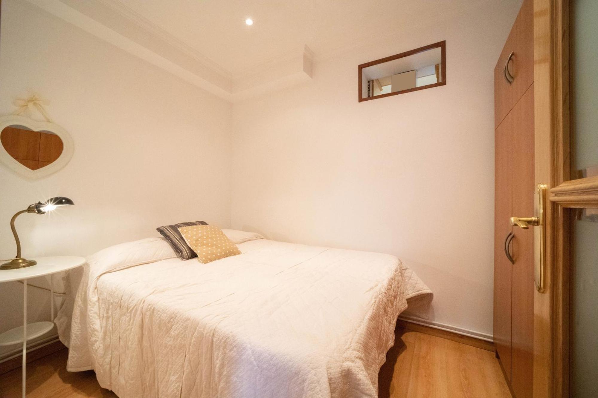 Apartamento Con Encanto Y Luz En Pleno Centro Madrid